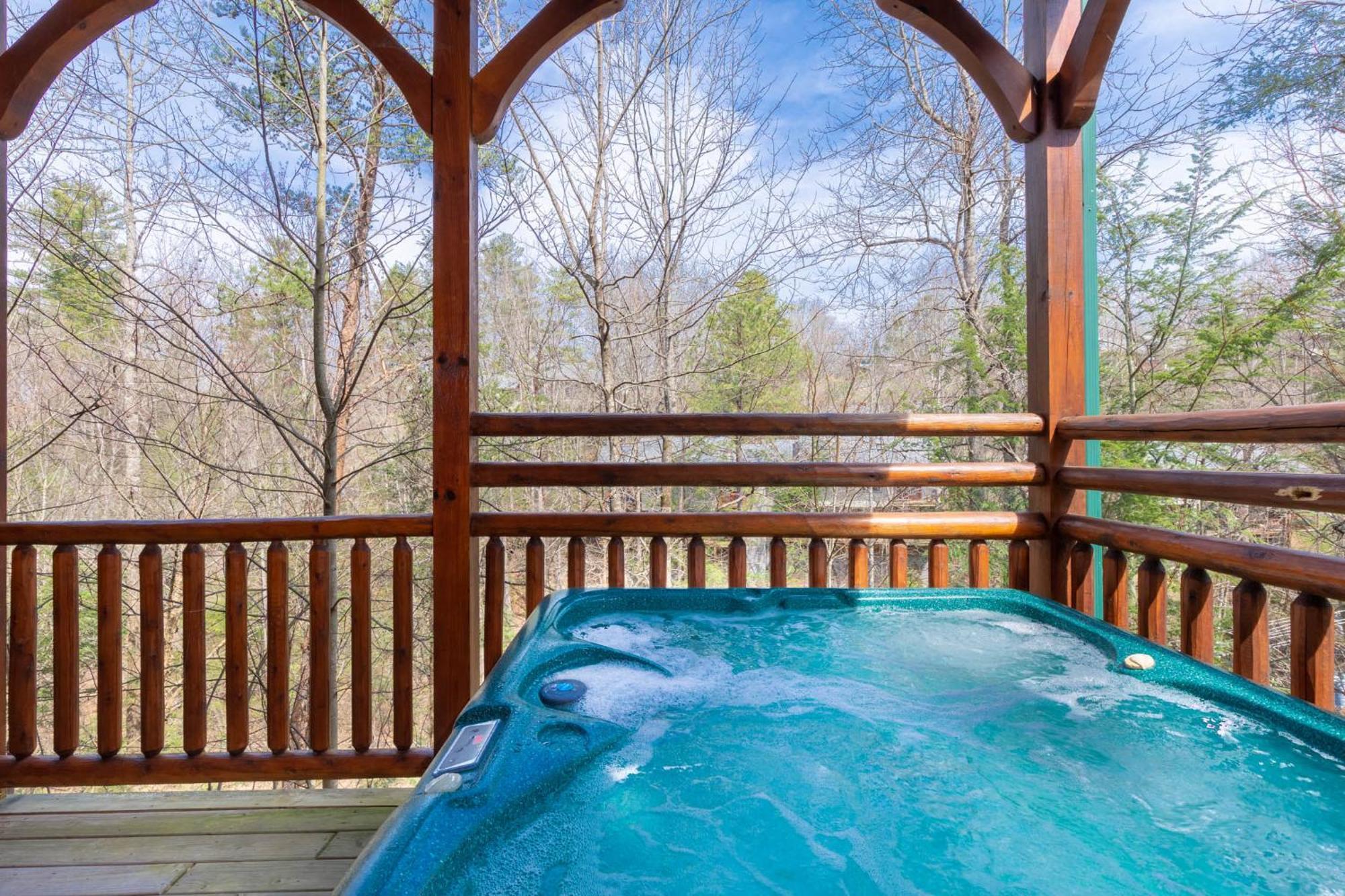 Pine Tree Lodge, 8 Bedrooms, Pool Table, Theater, Hot Tub, WiFi, Sleeps 38 Gatlinburg Buitenkant foto
