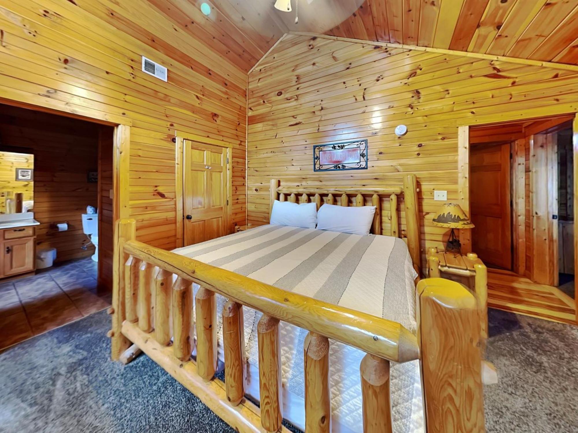 Pine Tree Lodge, 8 Bedrooms, Pool Table, Theater, Hot Tub, WiFi, Sleeps 38 Gatlinburg Buitenkant foto